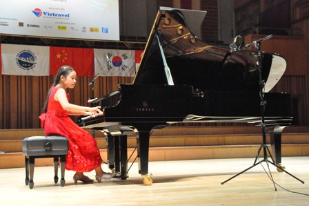 Cuộc thi Piano quốc tế Hà Nội lần thứ III Các thí sinh Việt Nam gây ấn tượng tại vòng 1